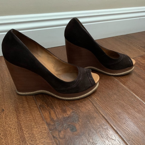 Michael Kors Chocolate Wedge Size 8 - Picture 3 of 4